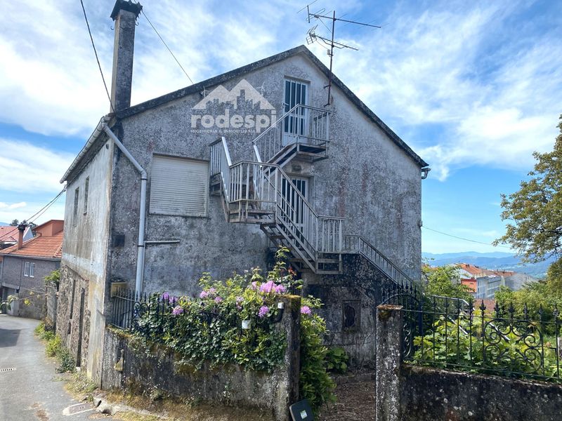 Chalet Independiente en venta A Cañiza, Pontevedra. Ref: 1077. Rodespi -  Soluciones Para el Rural