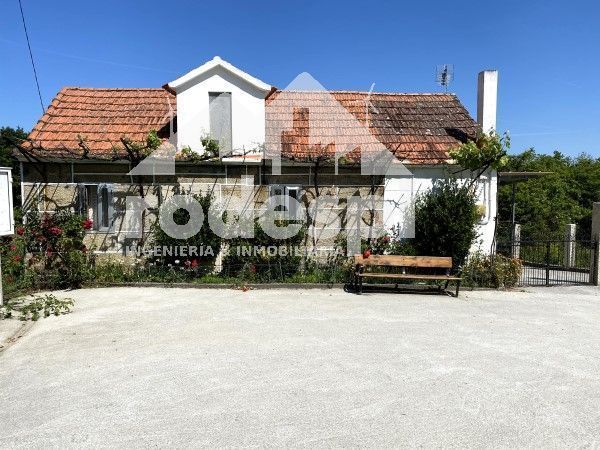 Chalet Independiente en venta Cortegada, Ourense. Ref: 1300. Rodespi -  Soluciones Para el Rural