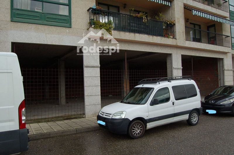 Local Comercial en venta y alquiler O Porriño, Pontevedra. Ref: 1421. Rodespi -  Soluciones Para el Rural