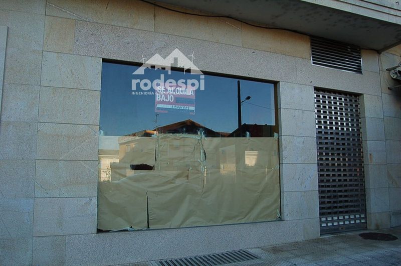 Local Comercial en alquiler Ponteareas, Pontevedra. Ref: 1430. Rodespi -  Soluciones Para el Rural