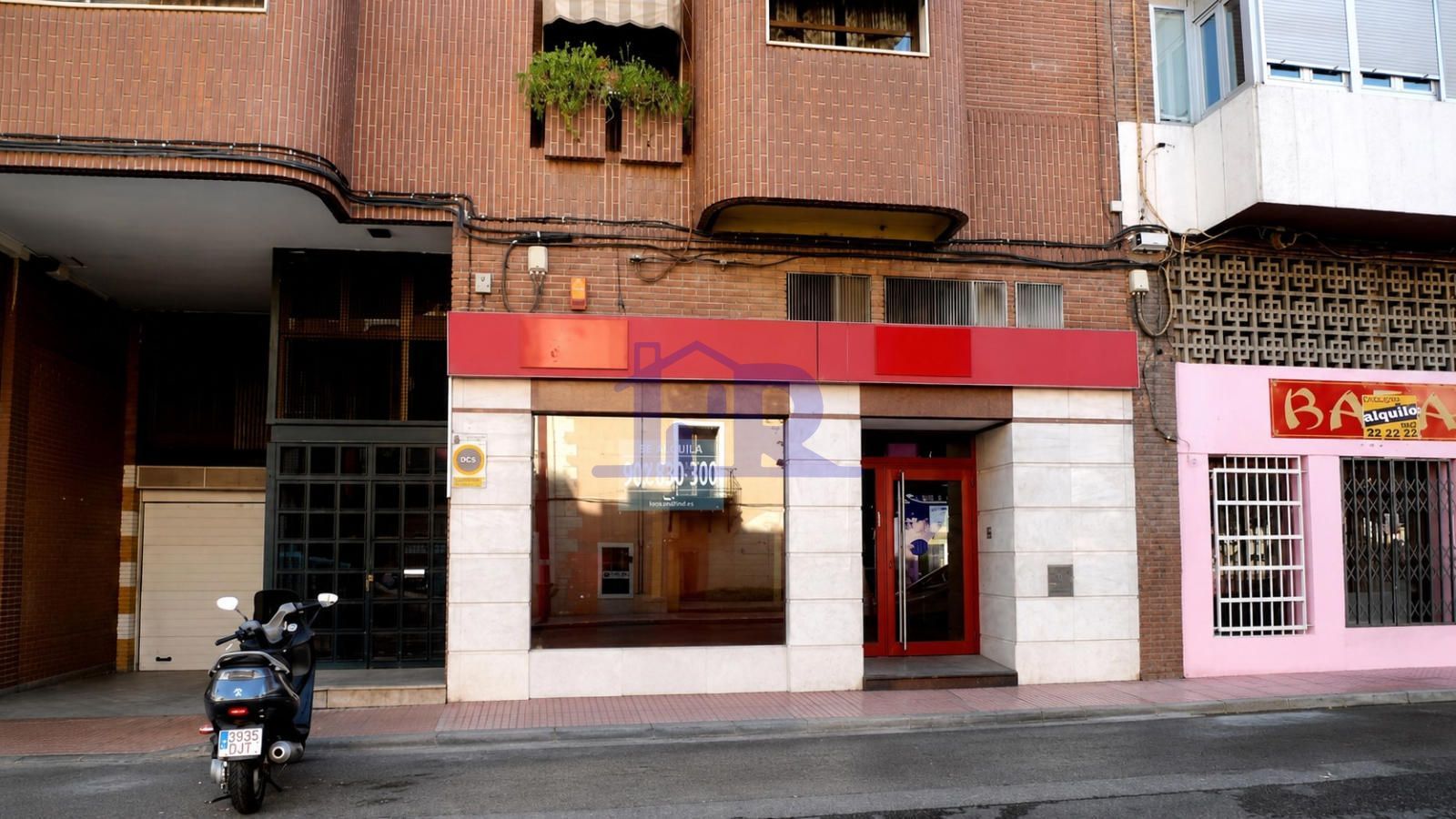 Local Comercial en venta y alquiler Cuenca. Ref: 5715. Inmobiliaria Romero