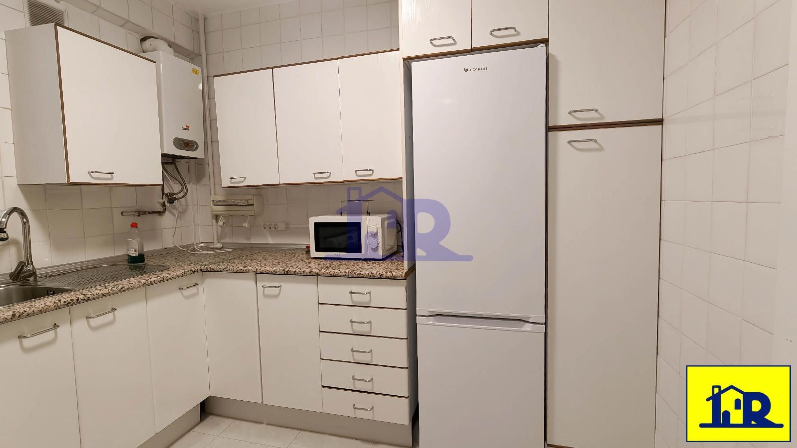 1-room apartment of 100m² in Madrid photo 6