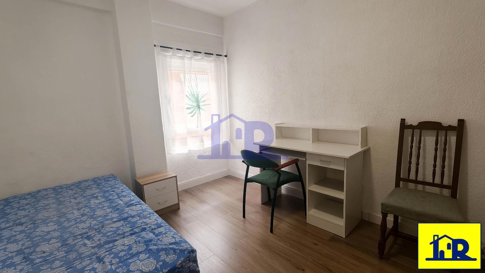 1-room apartment of 100m² in Madrid photo 8