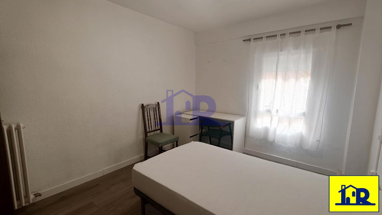 1-room apartment of 100m² in Madrid photo 15