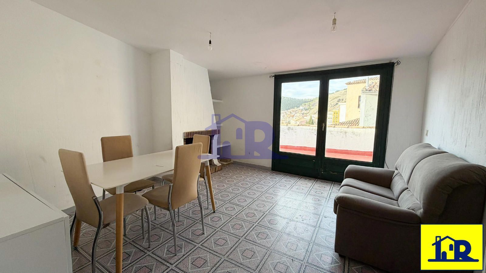 Ático en alquiler Cuenca. Ref: 8854. Inmobiliaria Romero