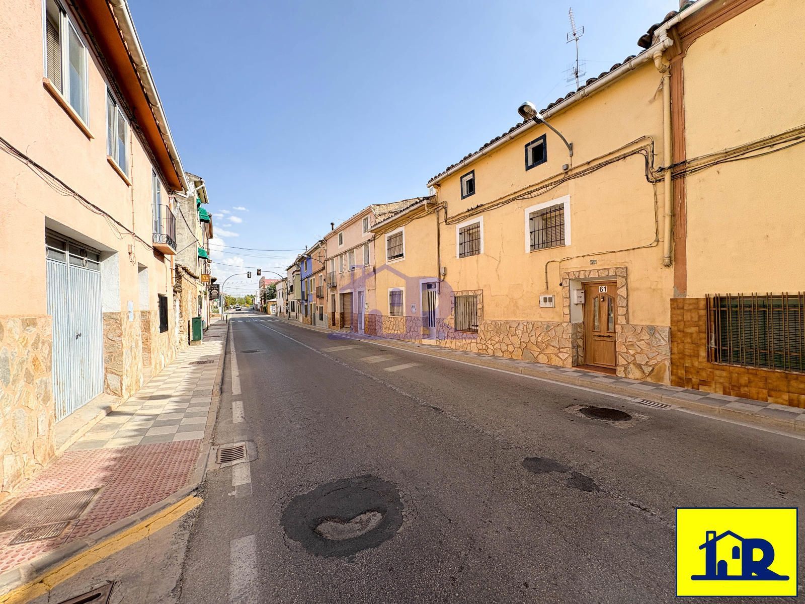 Casa en venta Chillaron De Cuenca, Cuenca. Ref: 9048. Inmobiliaria Romero