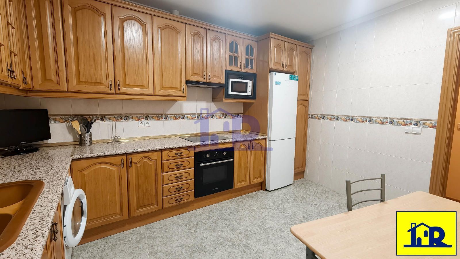 1-room apartment of 130m² in Madrid photo 6