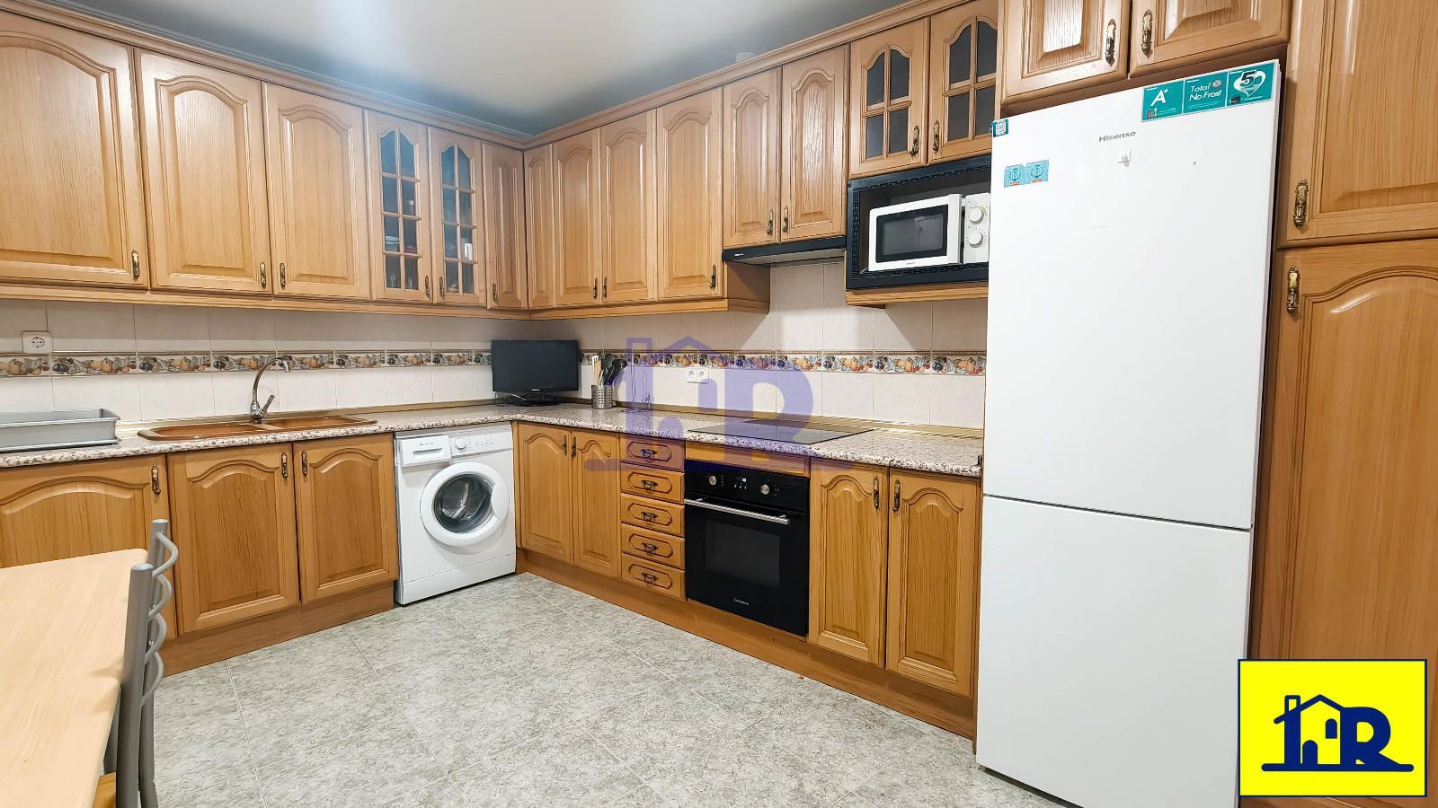 1-room apartment of 130m² in Madrid photo 5