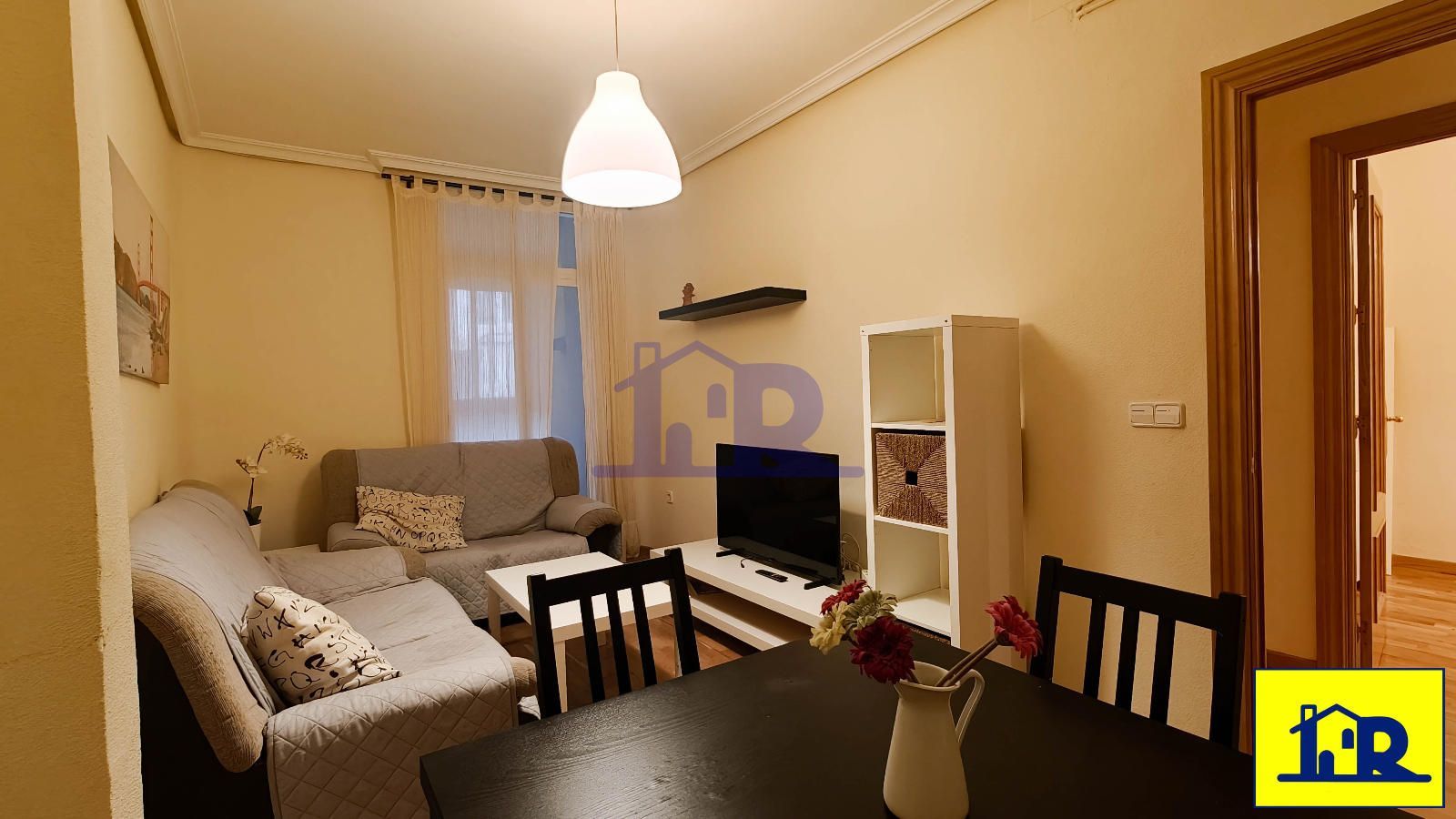 1-room apartment of 130m² in Madrid photo 2