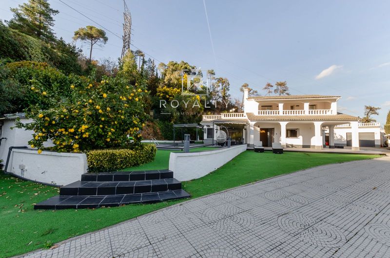 Chalet Independiente en venta Sant Fost de Campsentelles, Barcelona. Ref: 1022. Royalty Inmobiliaria