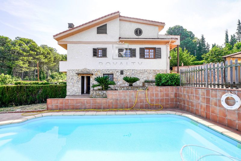 Chalet Independiente en venta Pontils, Tarragona. Ref: 1042. Royalty Inmobiliaria