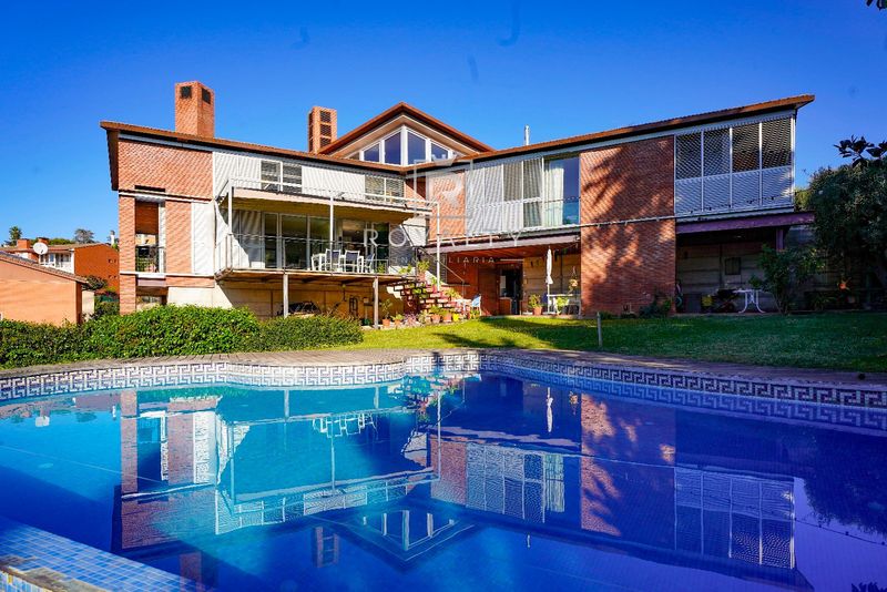 Casa en venta Girona. Ref: 1082. Royalty Inmobiliaria