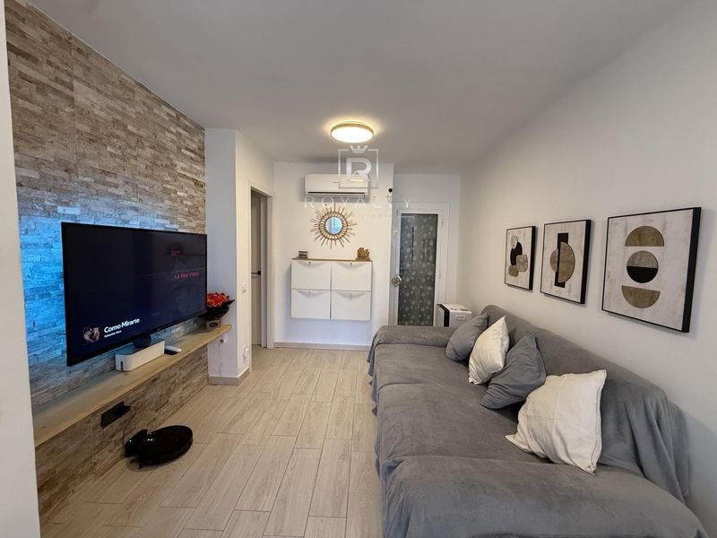 Piso en venta Badalona, Barcelona. Ref: 1083. Royalty Inmobiliaria