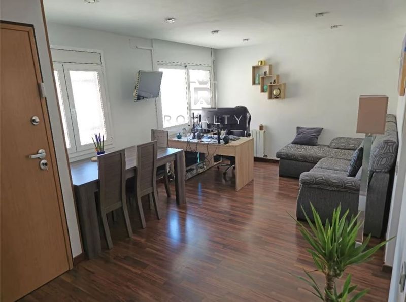Dúplex en venta Badalona, Barcelona. Ref: 1110. Royalty Inmobiliaria