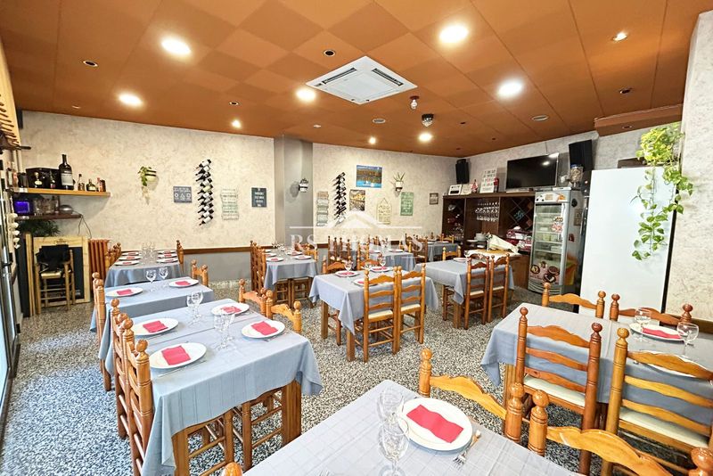 Local Comercial en traspaso Escaldes-Engordany, Andorra. Ref: 2218. RS Thomas Real Estate