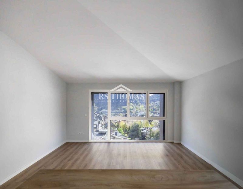Piso en venta Encamp, Andorra. Ref: 2240. RS Thomas Real Estate
