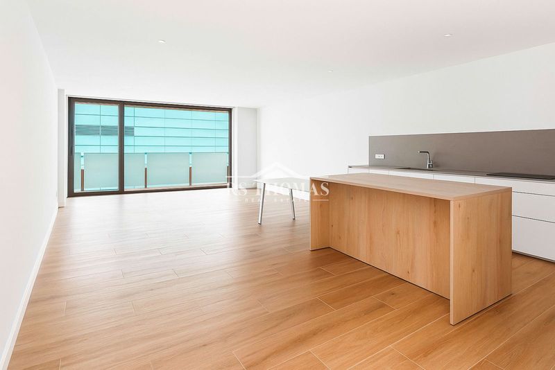 Piso en alquiler Escaldes-Engordany, Andorra. Ref: 2349. RS Thomas Real Estate