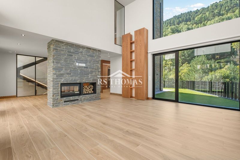 Adosado en venta La Massana, Andorra. Ref: 2407. RS Thomas Real Estate