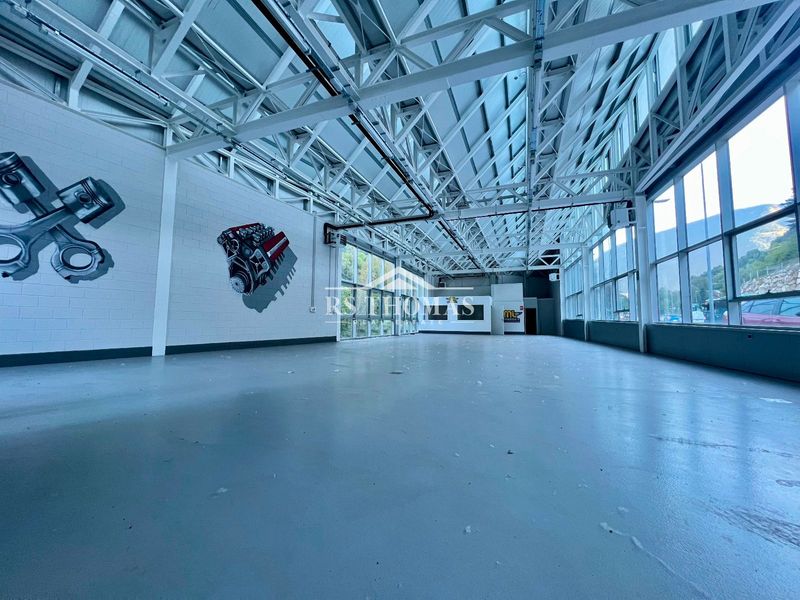 Nave Industrial en alquiler Encamp, Andorra. Ref: 2467. RS Thomas Real Estate