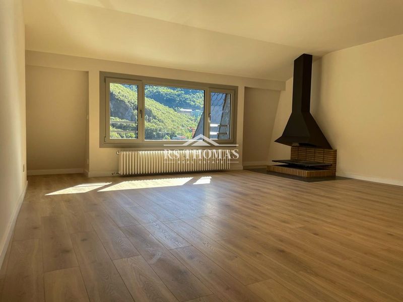 Ático en alquiler Andorra La Vella, Andorra. Ref: 2477. RS Thomas Real Estate