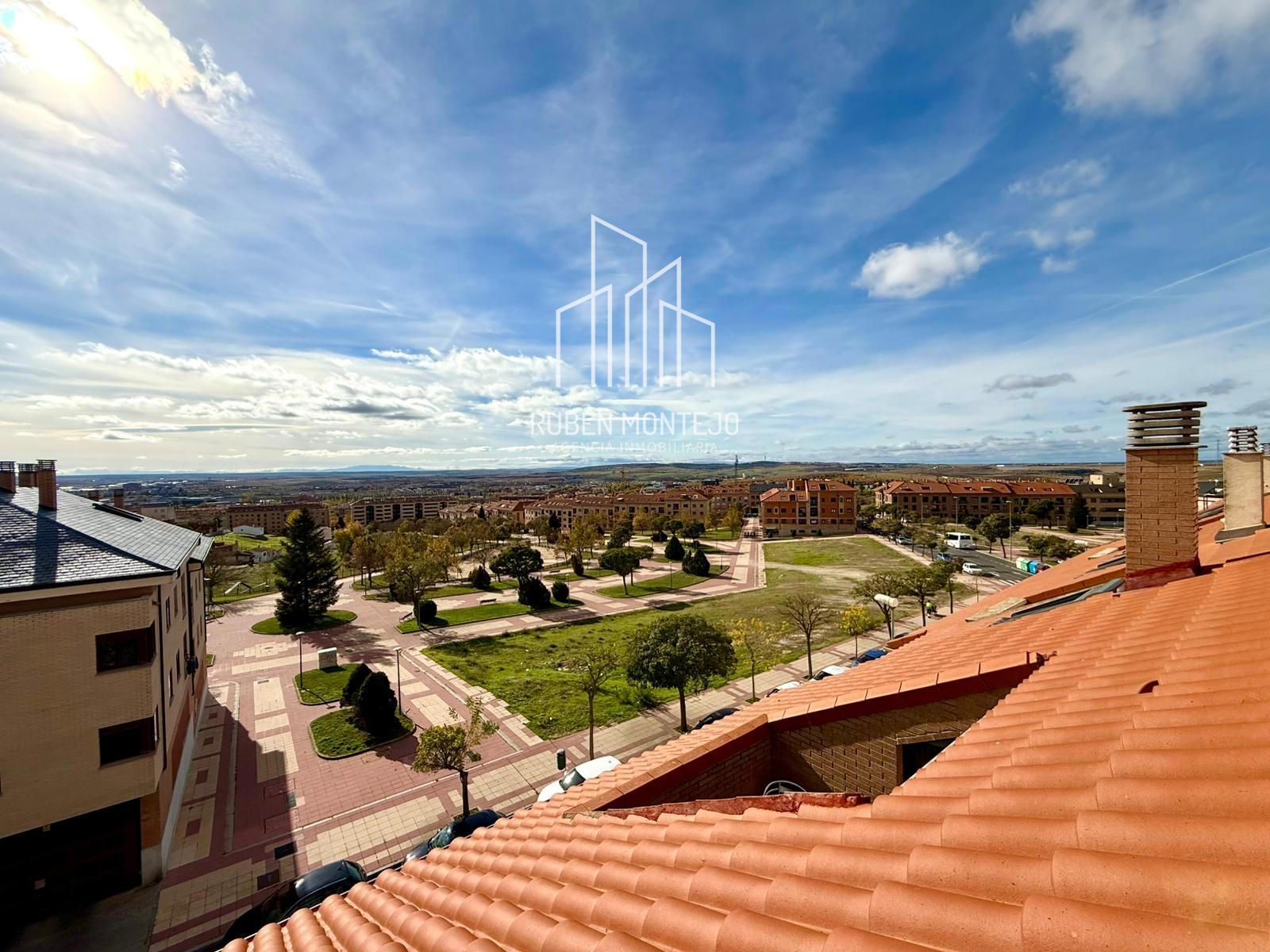 terraza - ACOGEDOR ÁTICO CON DOS TERRAZAS EN PARQUE VALHONDO