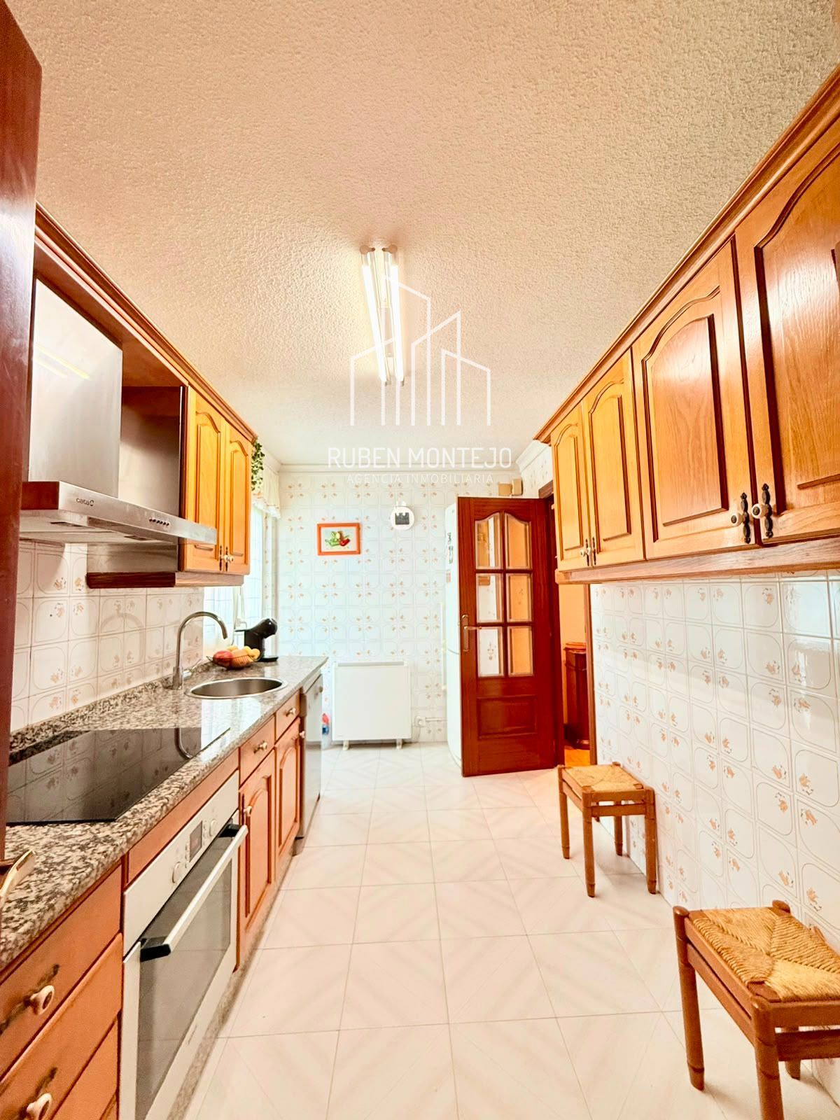 cocina - Cuidada vivienda con garaje y trastero opcional
