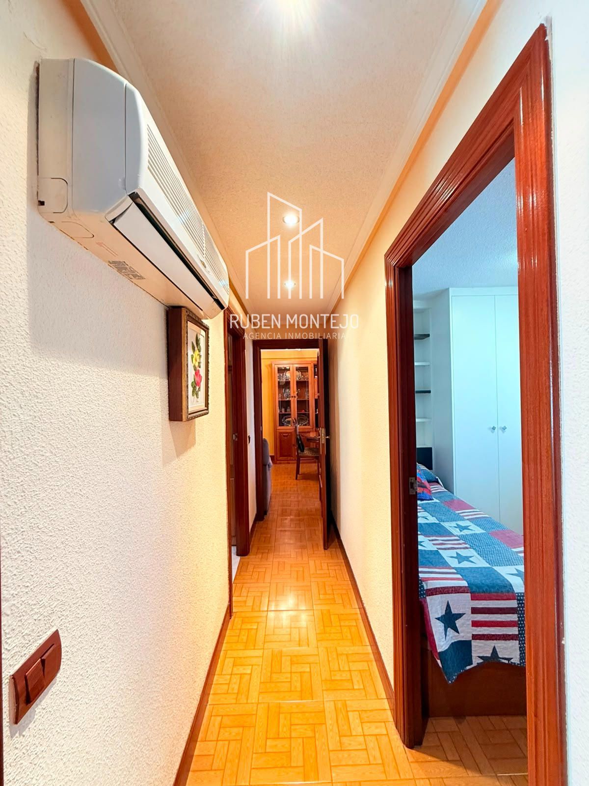 pasillo - Cuidada vivienda con garaje y trastero opcional
