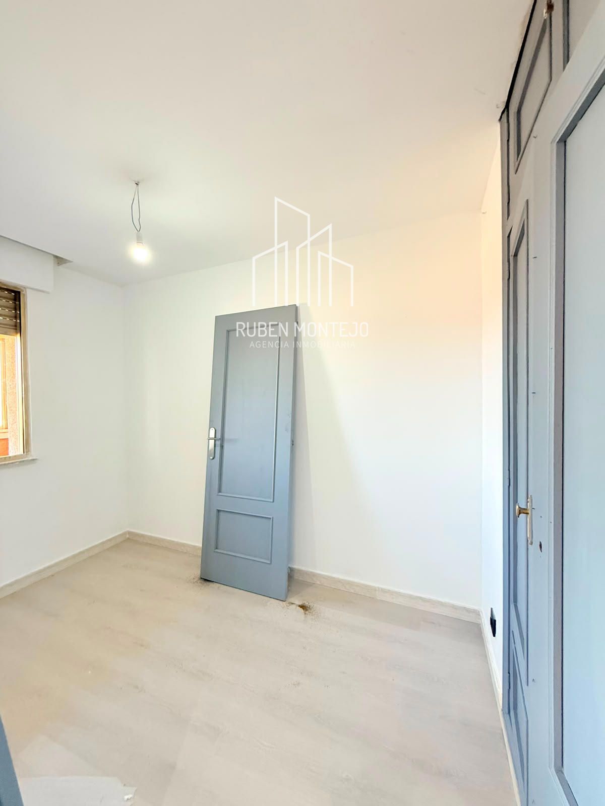 dormitorio 1 - Reformado y muy luminoso en Puente Ladrillo