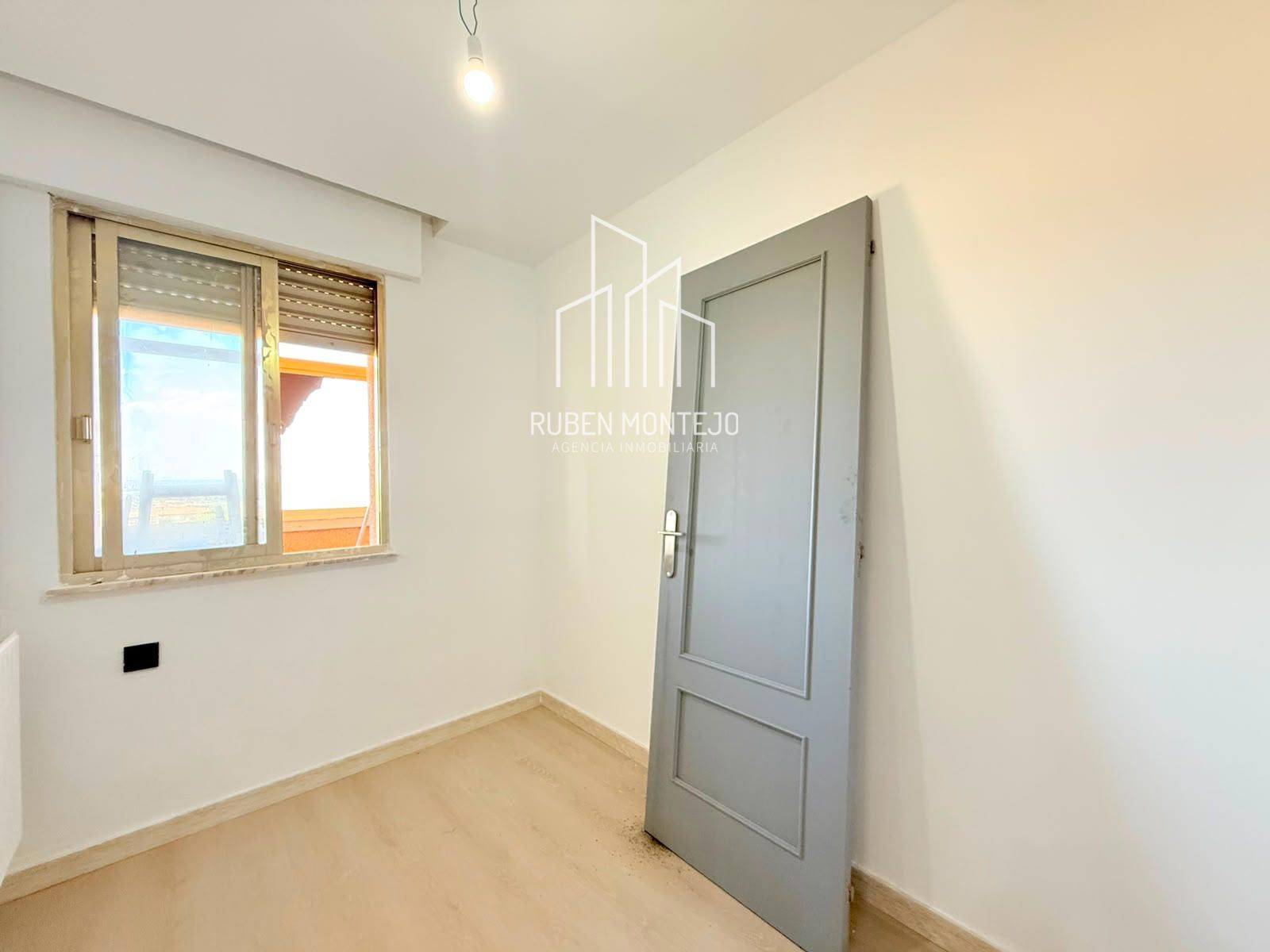 dormitorio 1 - Reformado y muy luminoso en Puente Ladrillo