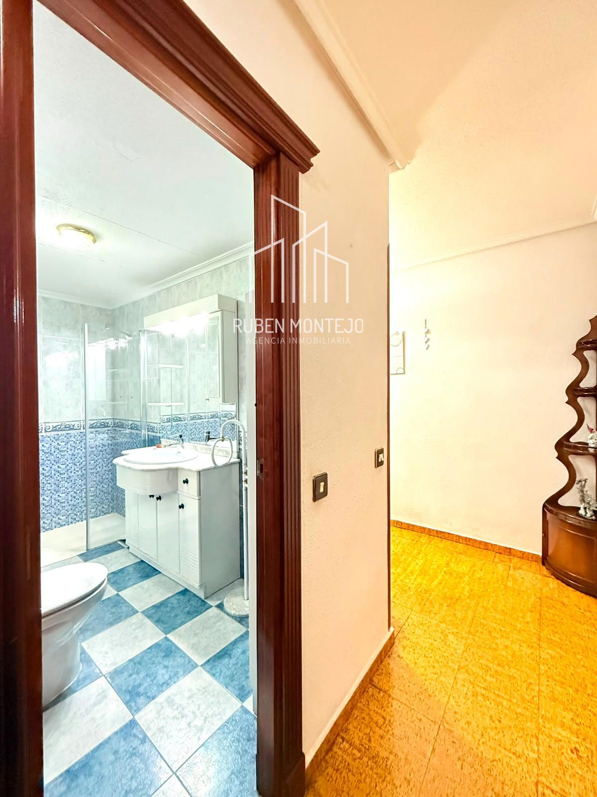 Luminosa vivienda junto Avenida de Villamayor - Foto 7