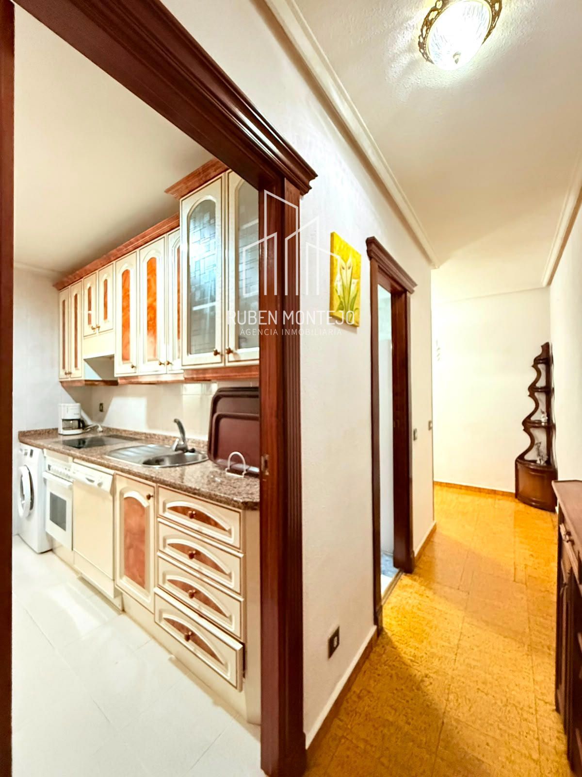 Luminosa vivienda junto Avenida de Villamayor - Foto 11
