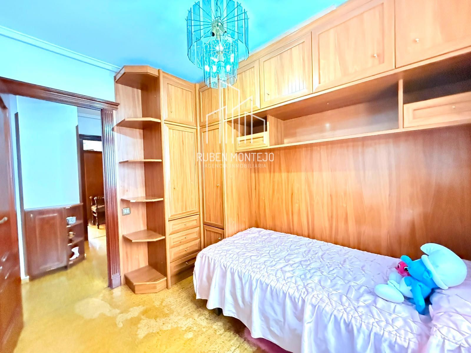 Luminosa vivienda junto Avenida de Villamayor - Foto 21