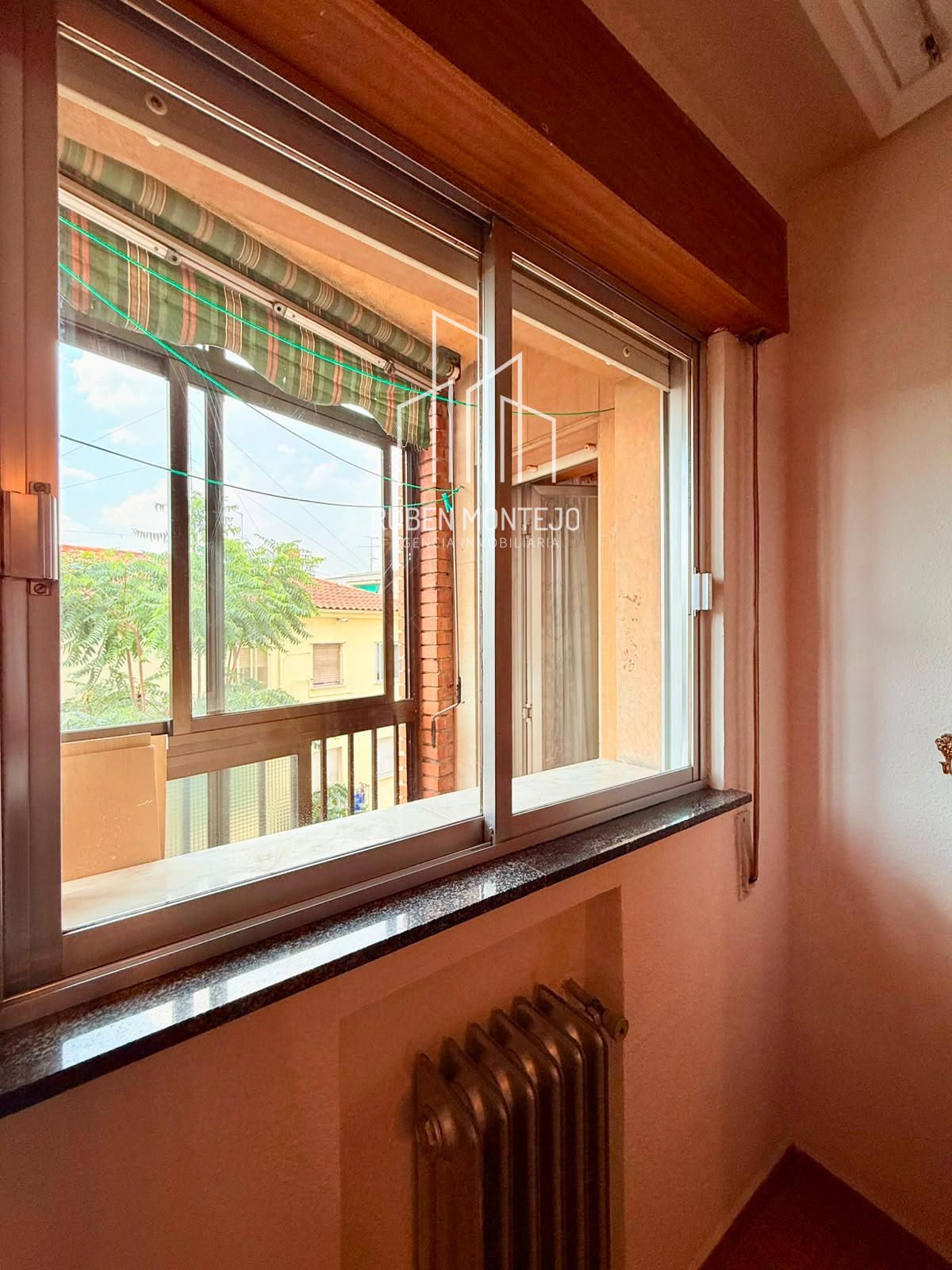 Luminosa vivienda junto Avenida de Villamayor - Foto 34