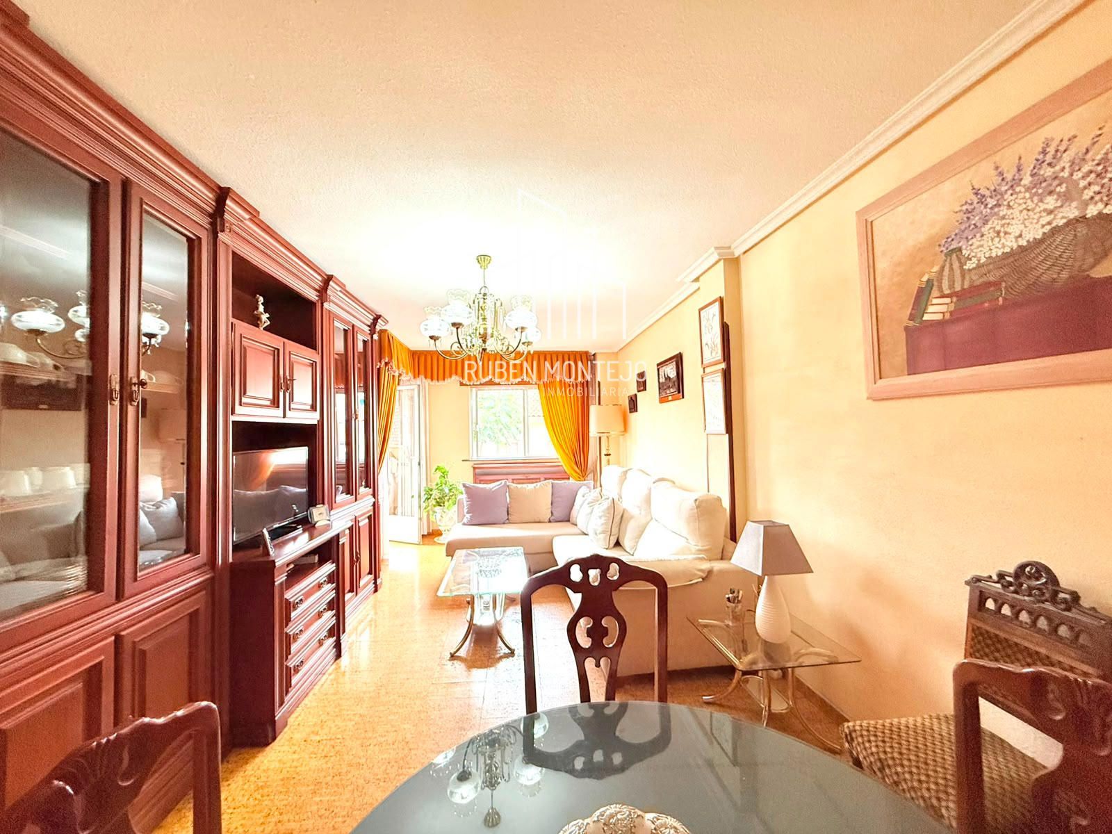 Luminosa vivienda junto Avenida de Villamayor - Foto 38