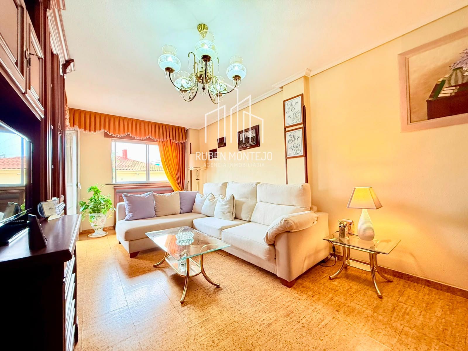 Luminosa vivienda junto Avenida de Villamayor - Foto 41