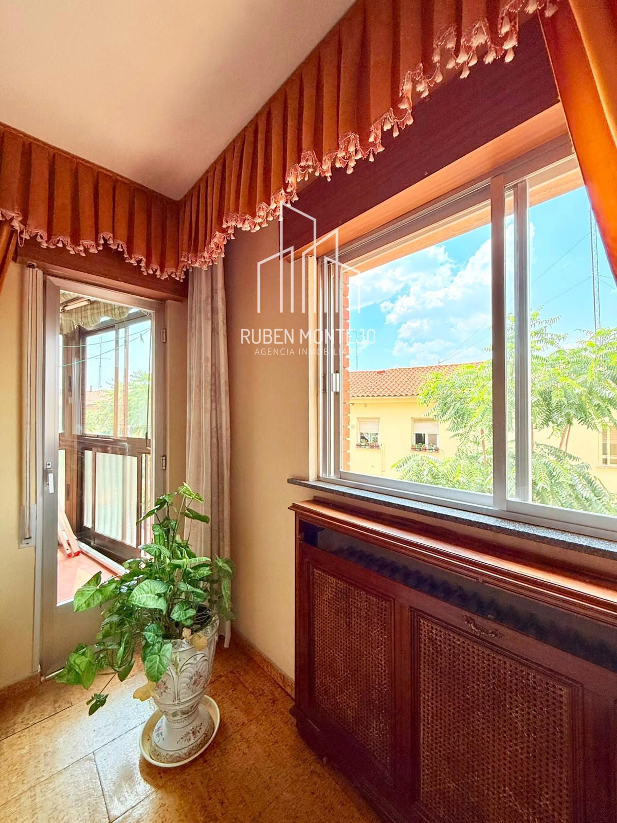 Luminosa vivienda junto Avenida de Villamayor - Foto 48