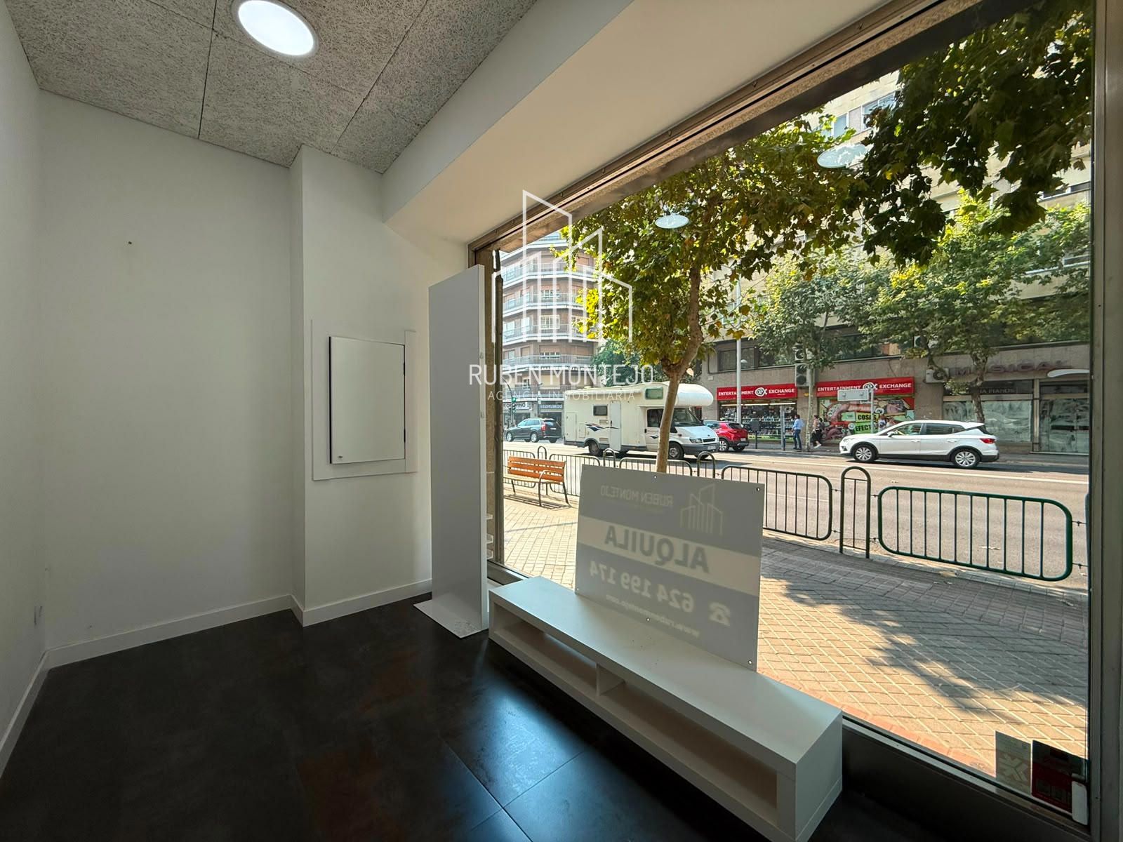 estancia - Local Comercial en una de las Avenidas más Transitadas