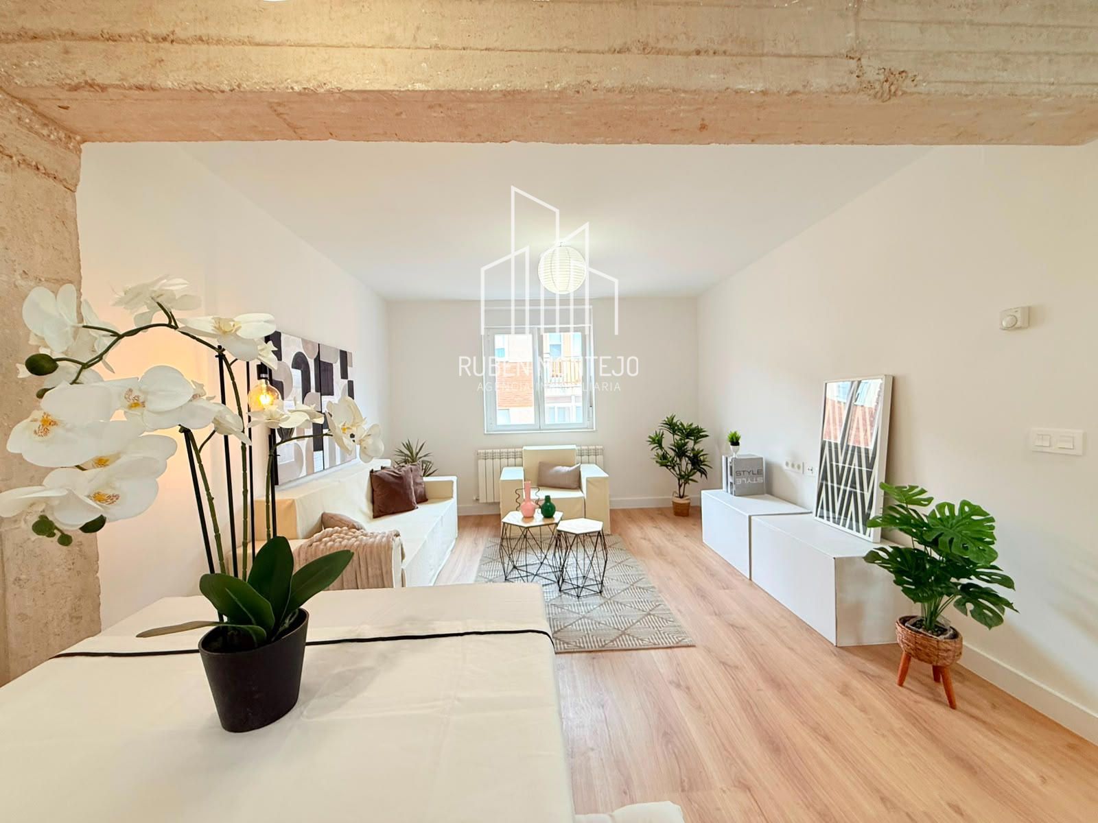 salón - Luminosa Vivienda Totalmente Reformada