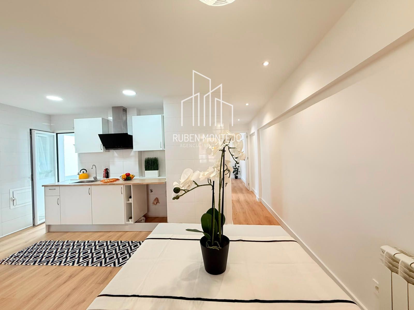 salón - Luminosa Vivienda Totalmente Reformada