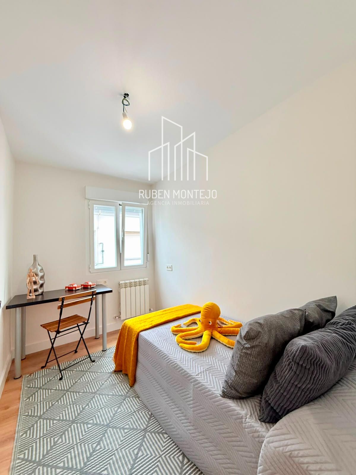 dormitorio 2 - Luminosa Vivienda Totalmente Reformada