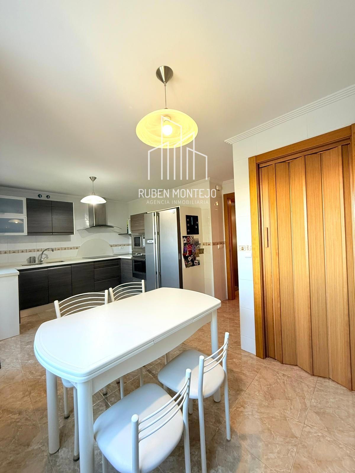 cocina - Impecable Chalet para entrar a vivir