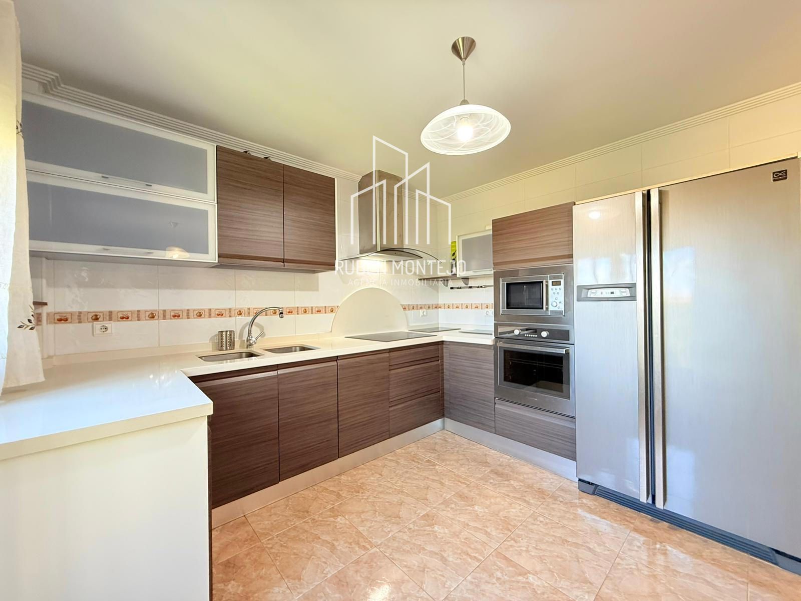 cocina - Impecable Chalet para entrar a vivir