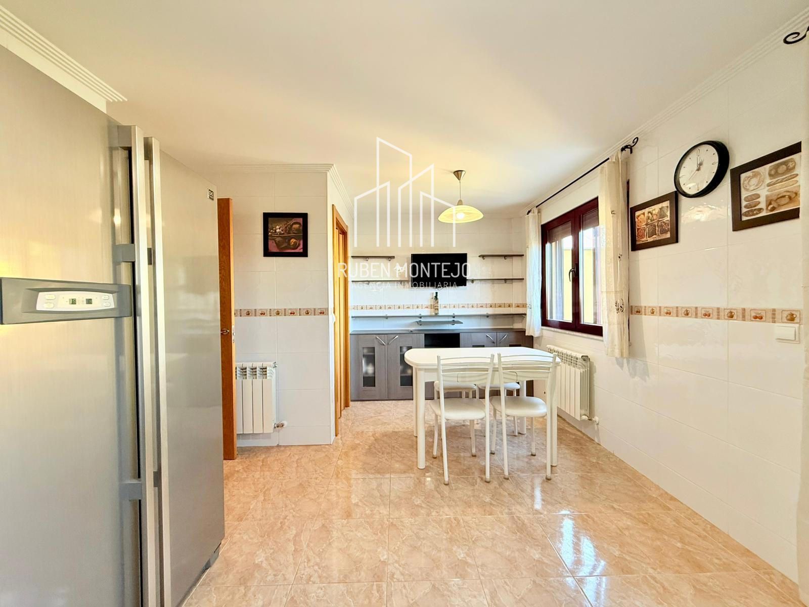 cocina - Impecable Chalet para entrar a vivir