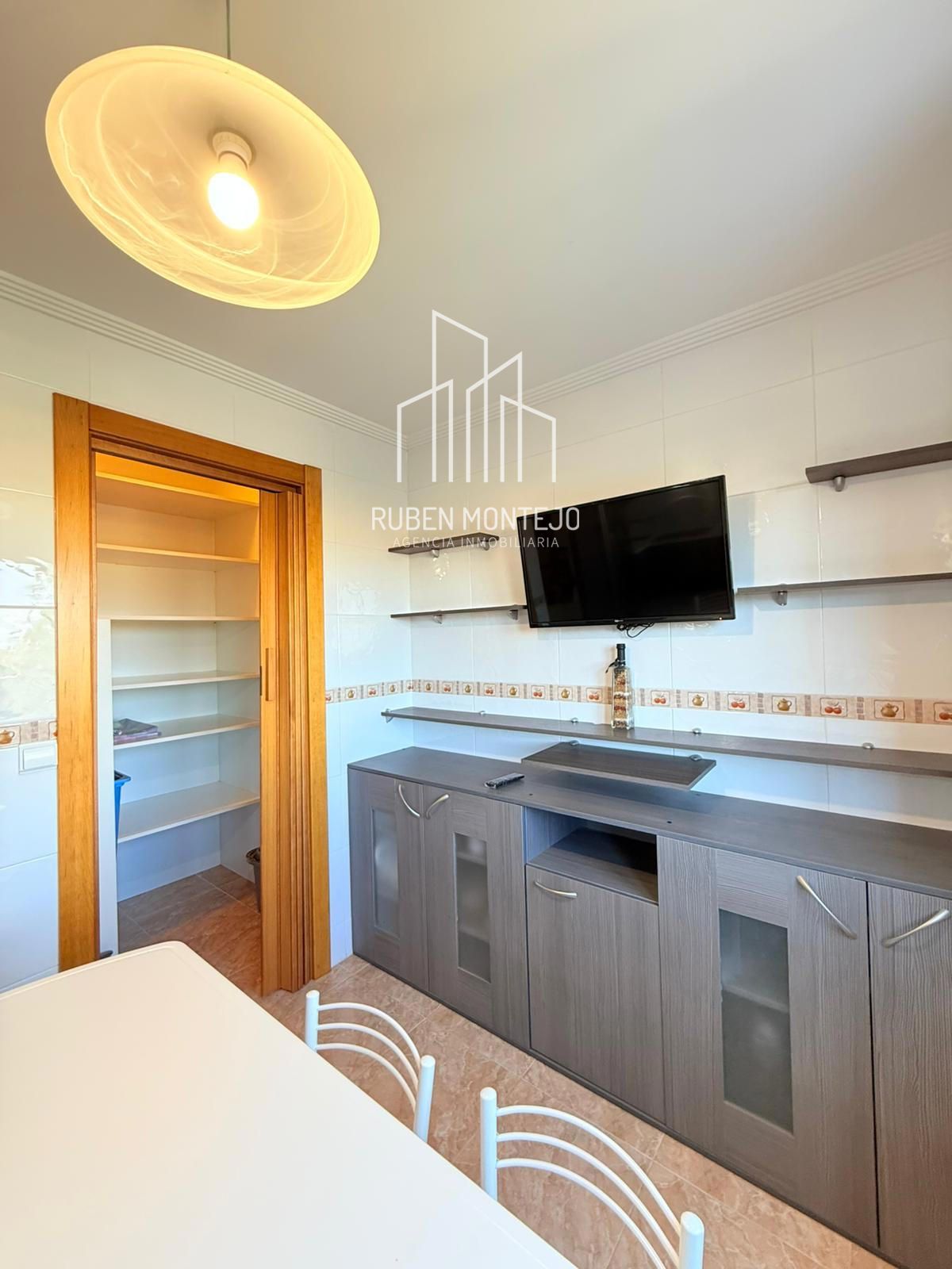 cocina - Impecable Chalet para entrar a vivir