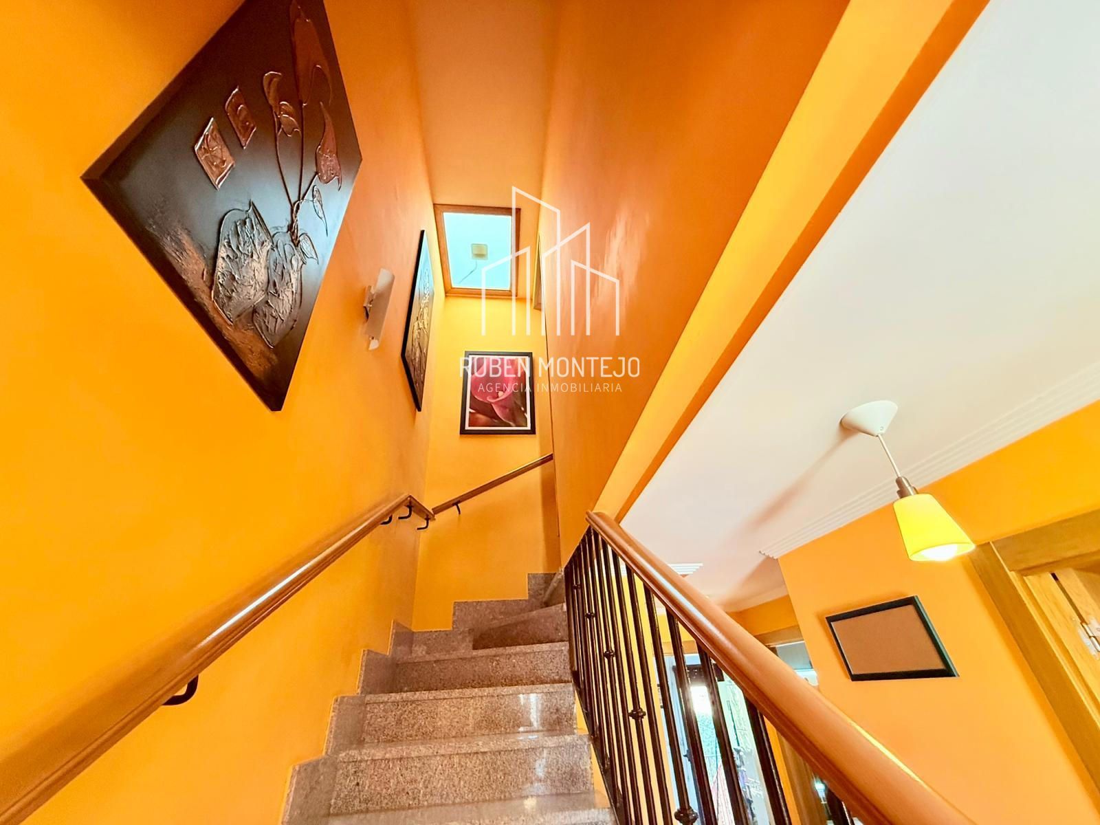 escalera - Impecable Chalet para entrar a vivir