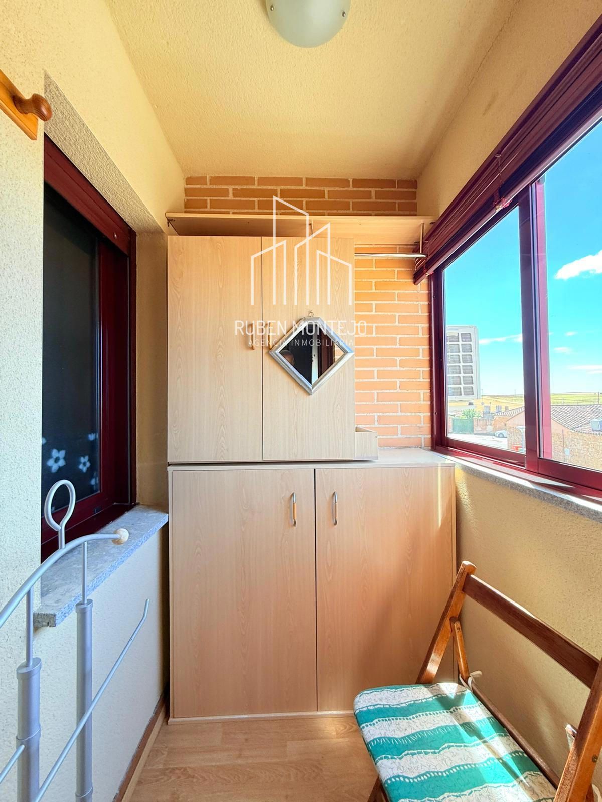 balcón - Impecable Chalet para entrar a vivir