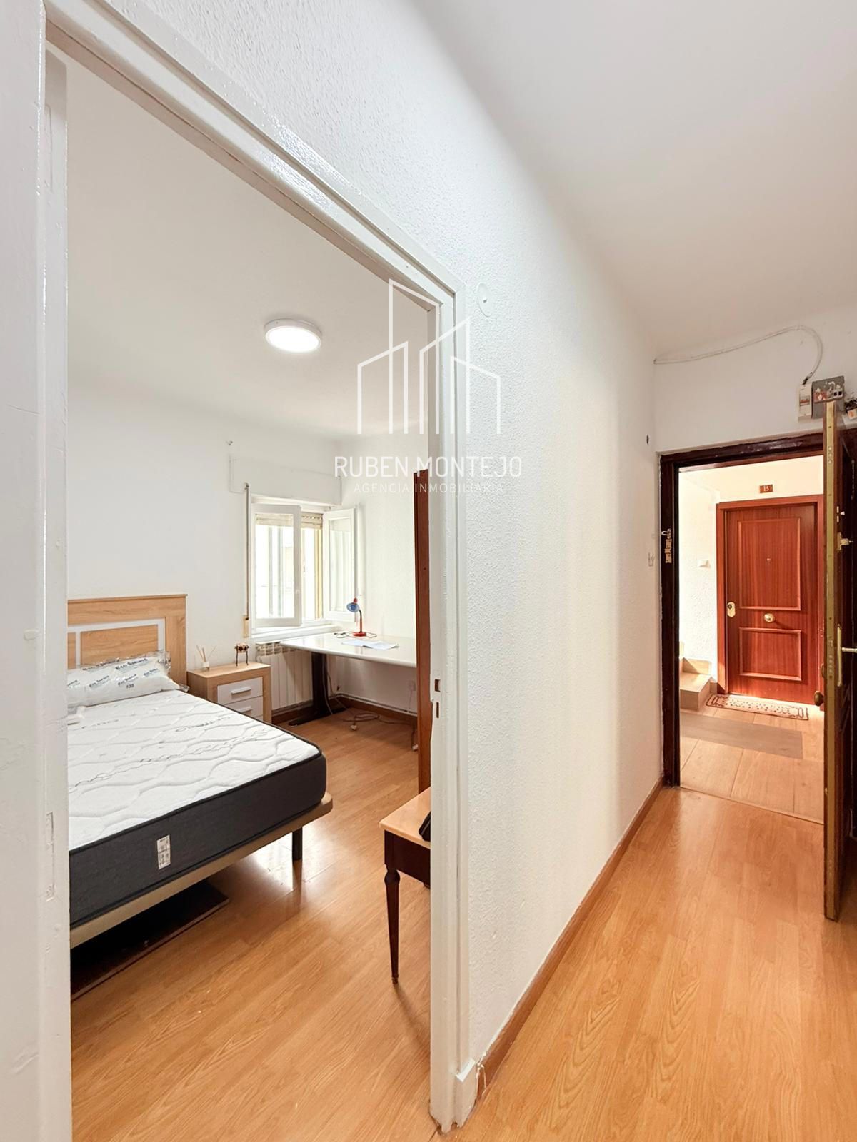 dormitorio 1 - Habitación en piso compartido junto Campus Universitario