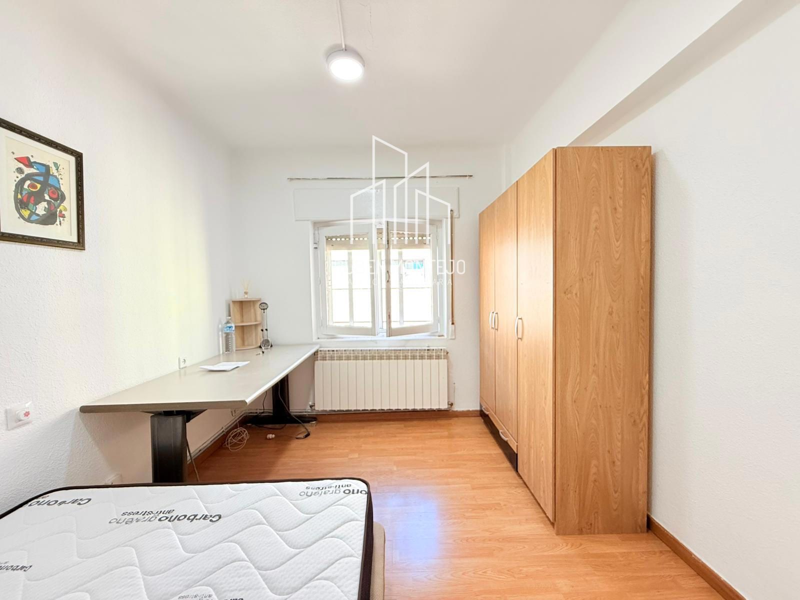 dormitorio 2 - Habitación en piso compartido junto Campus Universitario
