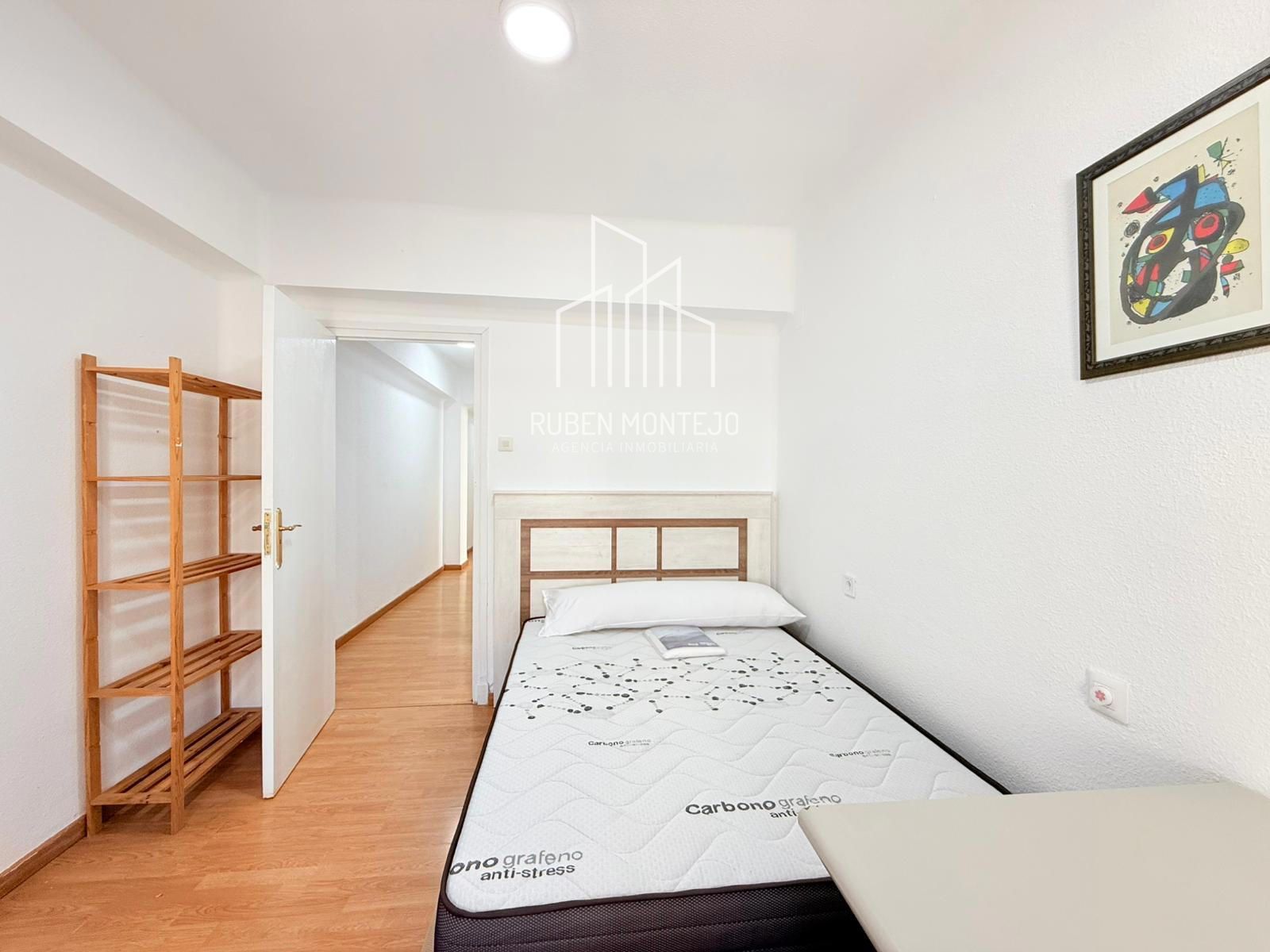 dormitorio 2 - Habitación en piso compartido junto Campus Universitario