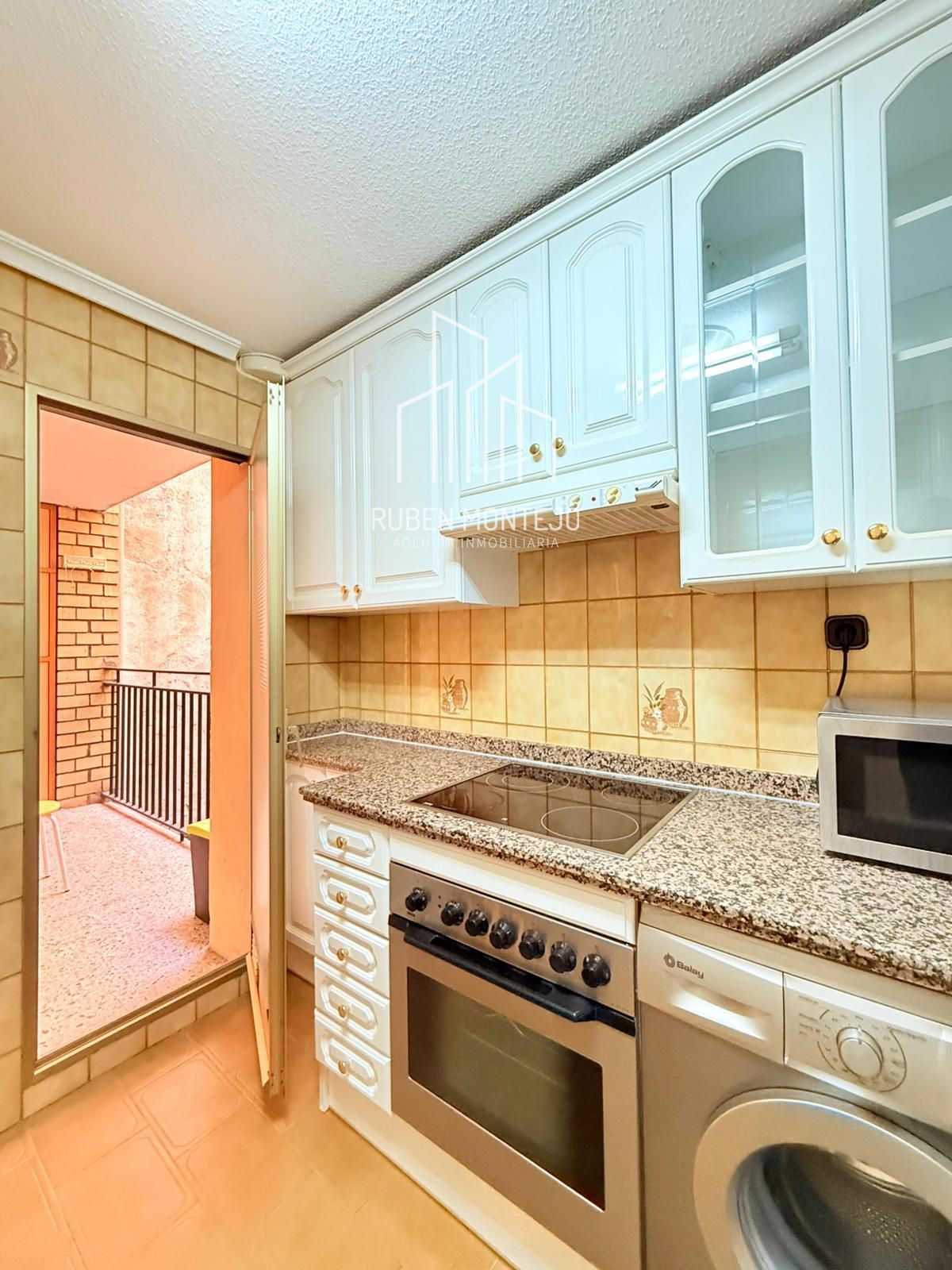 cocina - Luminosa vivienda en Fernando de la Peña